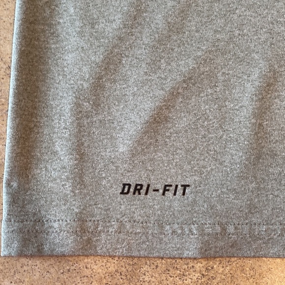 Men’s Nike dry, fit T-shirt, size XL - Picture 2 of 6
